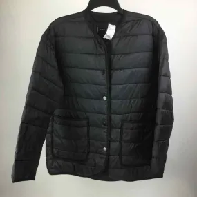 Everlane Size M Black NWOT Quilted Snap Closure Long Sleeve Jacket