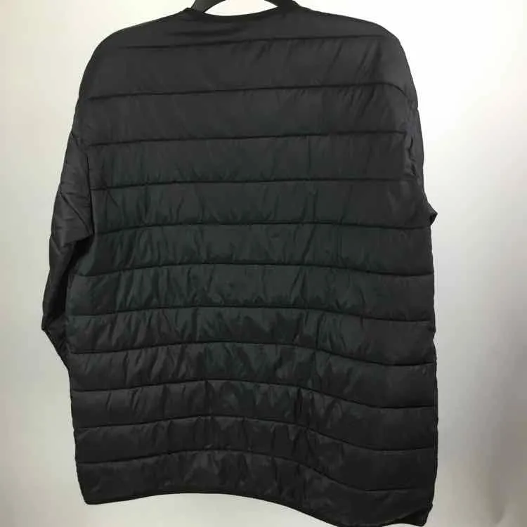 Everlane Size M Black NWOT Quilted Snap Closure Long Sleeve Jacket