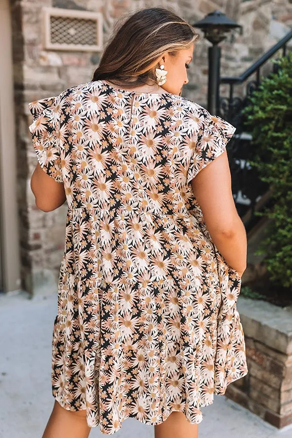 Everyday Beautiful Floral Shift Dress In Black Curves