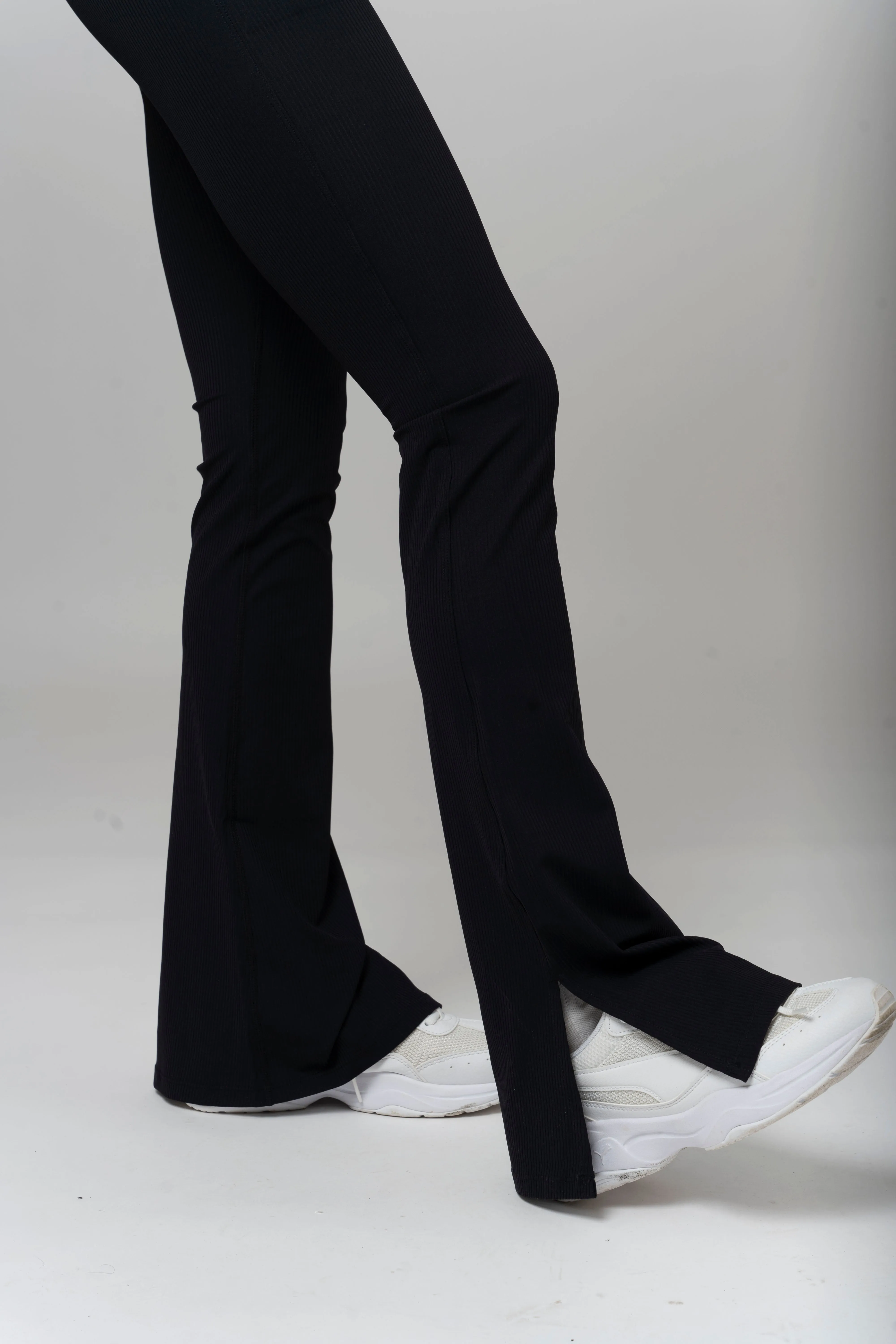 Flared Leggings - High Waist Black