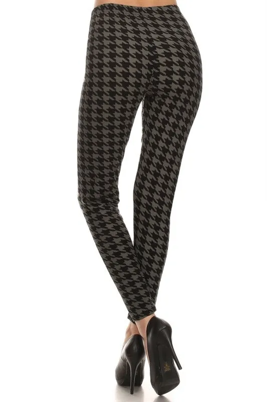 High-Waist Houndstooth Leggings in Black & Grey - Plus