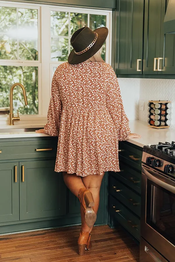 Keep Smiling Floral Shift Dress in Rust Curves