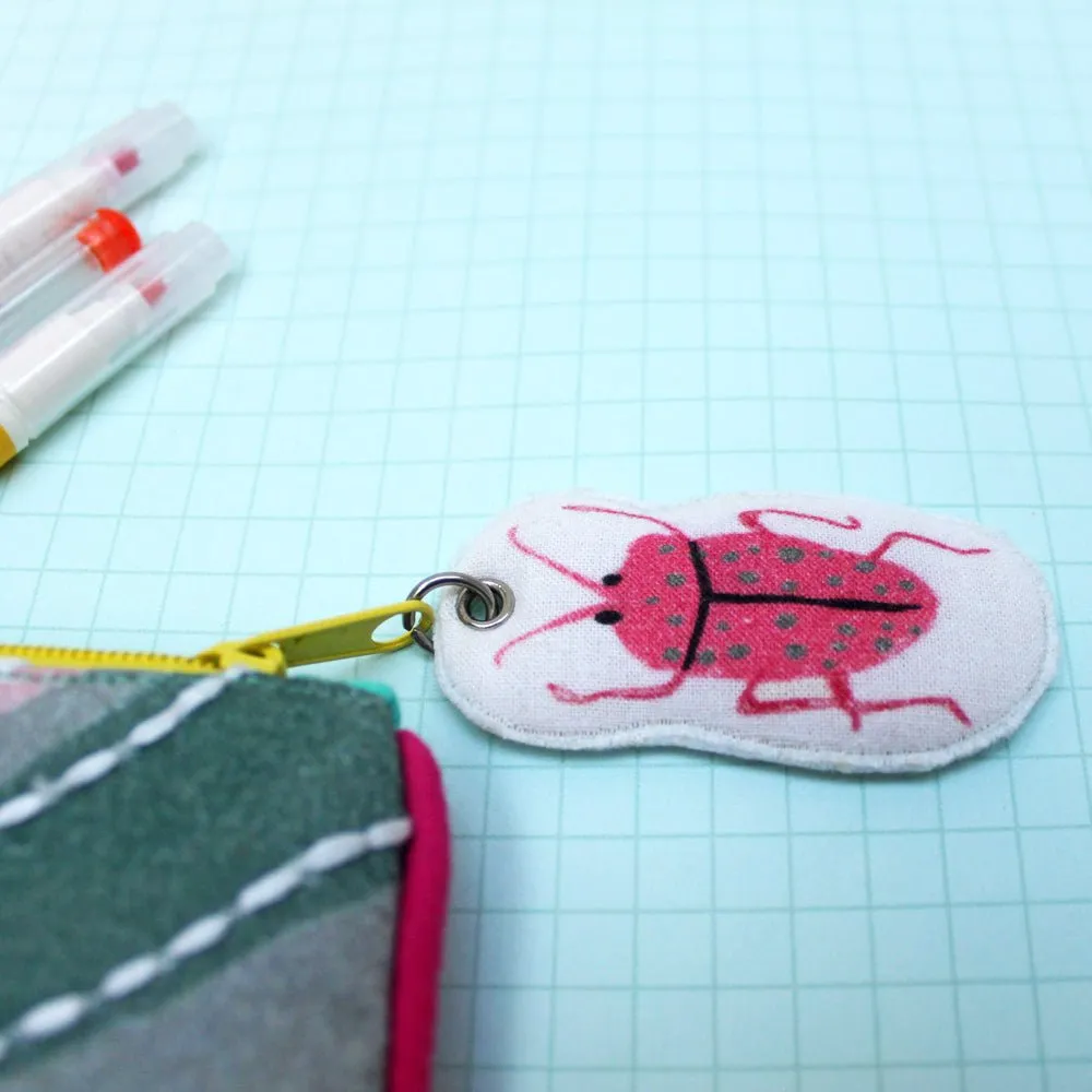 Little Arc Chameleon Pouch