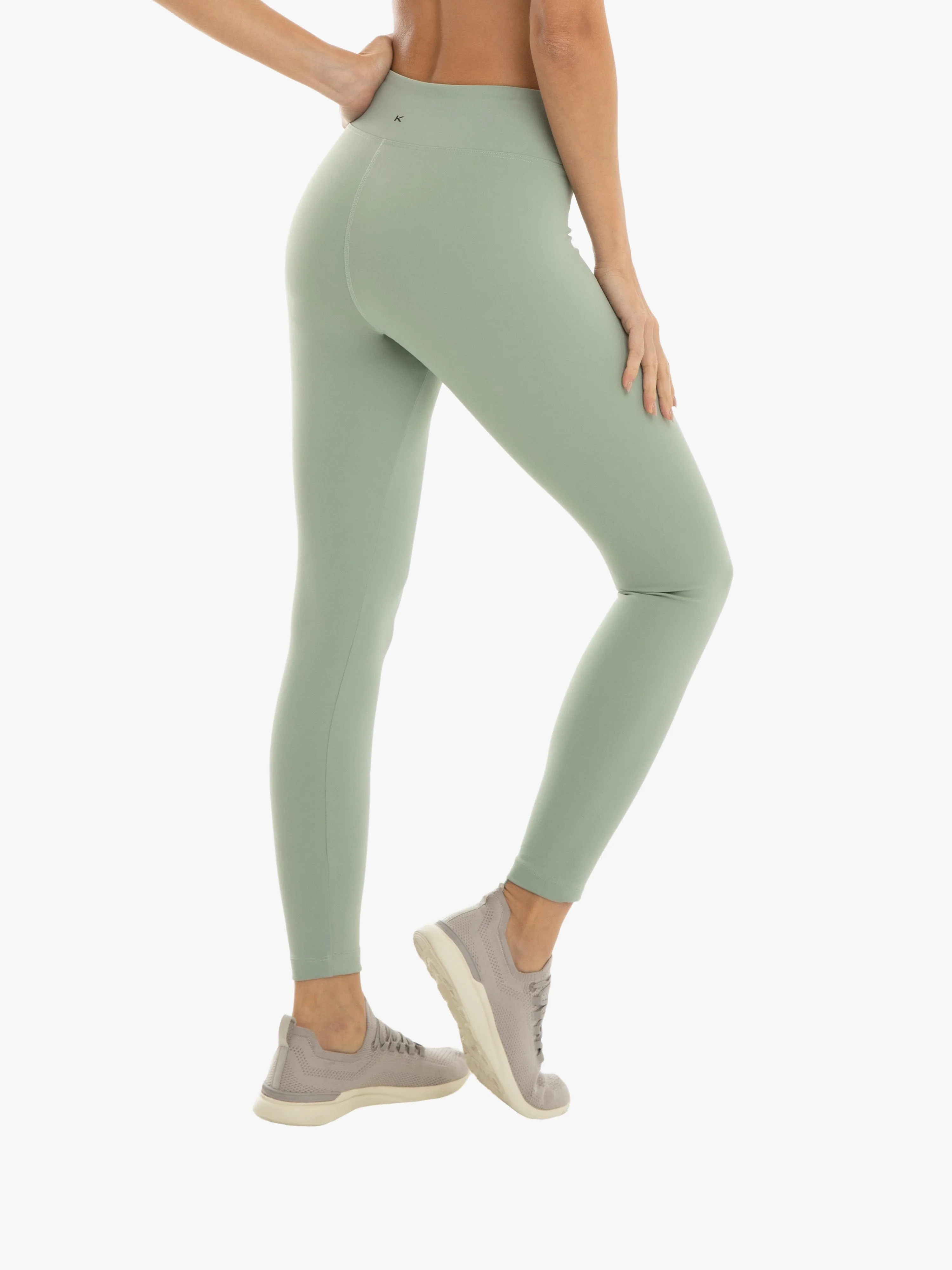 Rise Black Out Legging, Green Sage