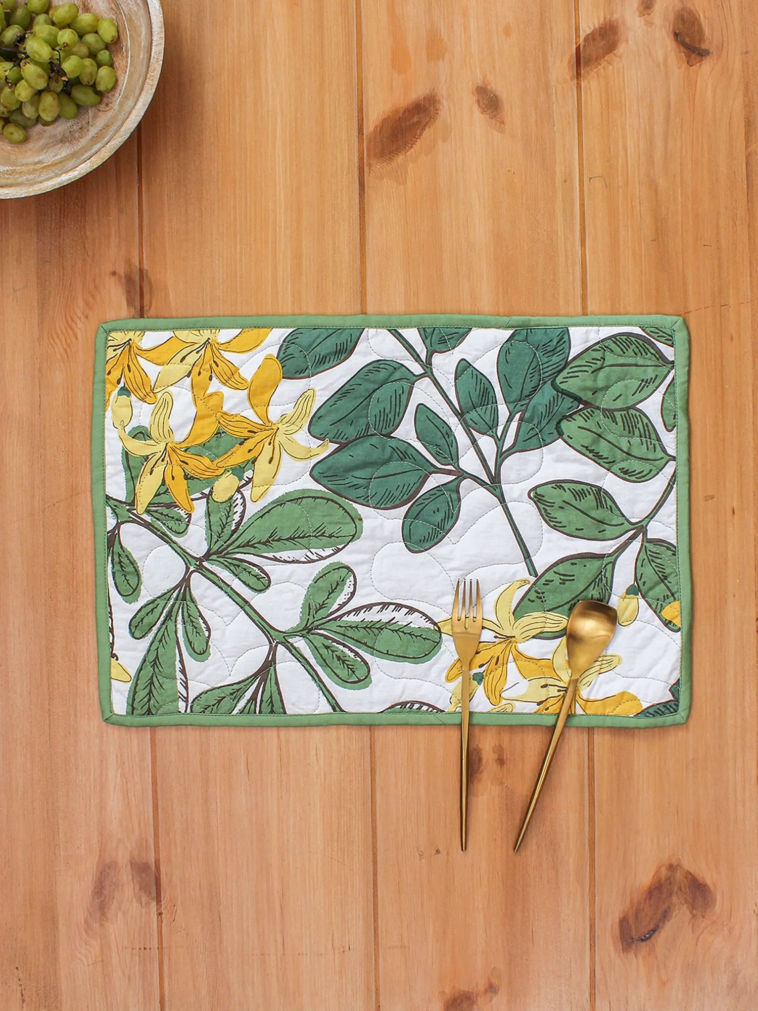 Senjana - Set Of 2 Placemats (Green)